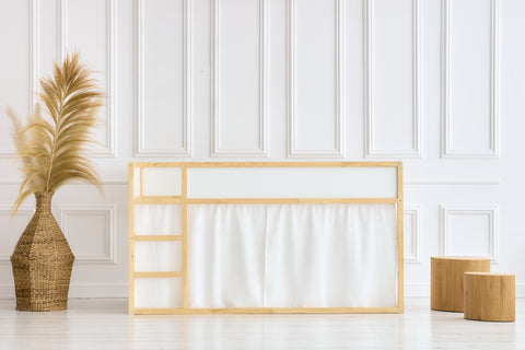 Set tende per letto a soppalco 2+1 mussola a pois dorati su bianco adatte per letto Kura