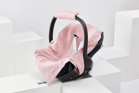 Babydecke für Babyschale Winter aus Musselin – Musselin goldene Punkte auf Rosa, Anwendung