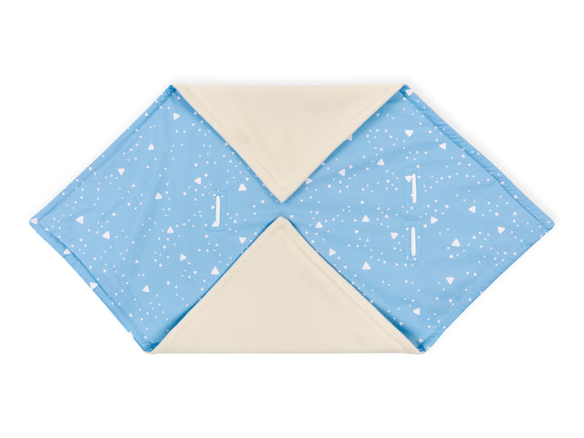 Coperta per seggiolino auto invernale triangoli arrotondati bianco su blu
